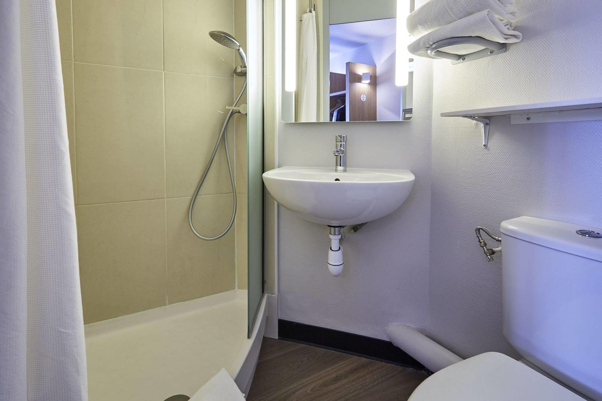 B&B Hotel Colmar Vignobles Ouest Wintzenheim Exterior photo